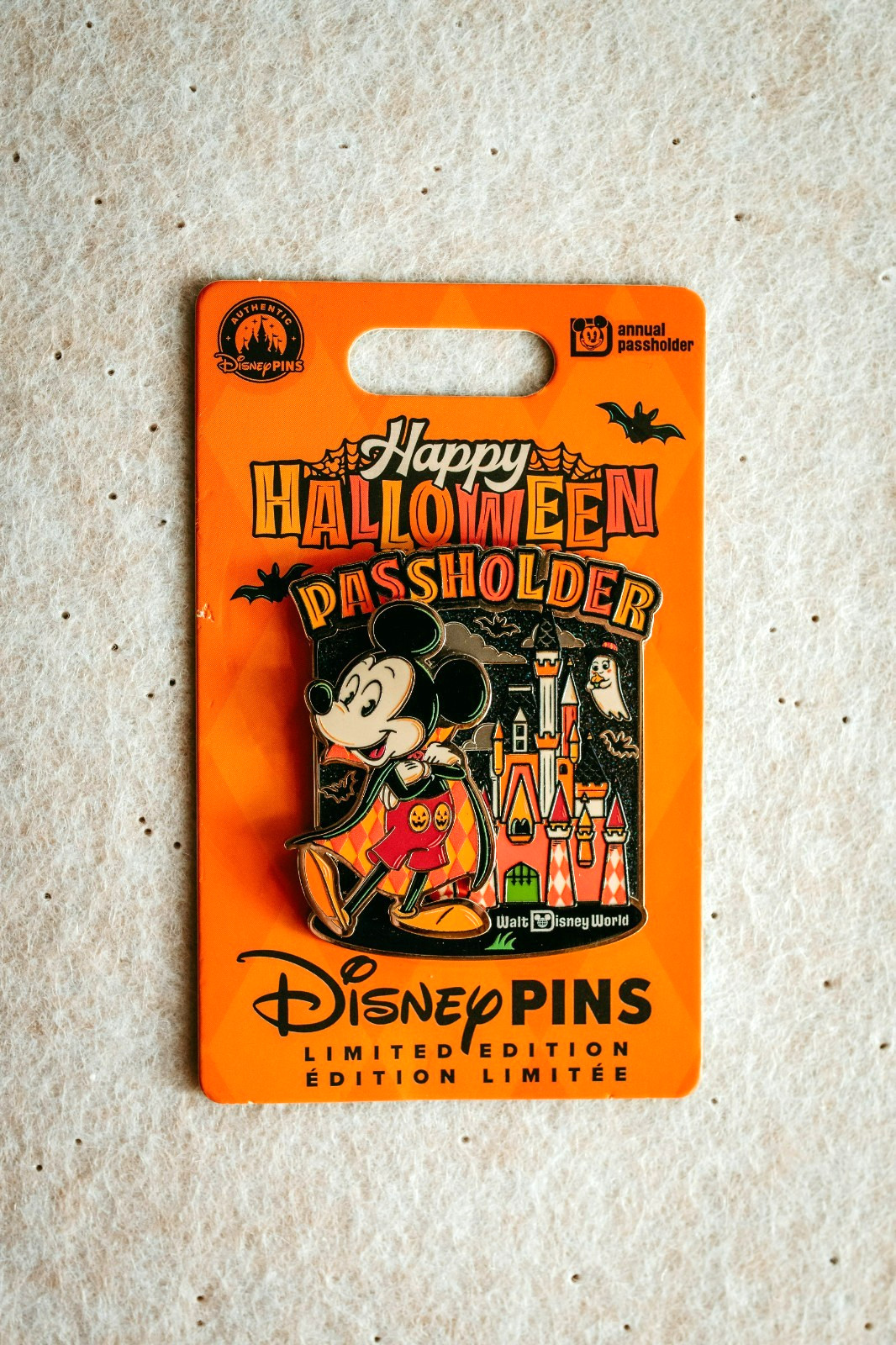 Disney Parks Mickey Halloween Passholder Pin | LE 4000