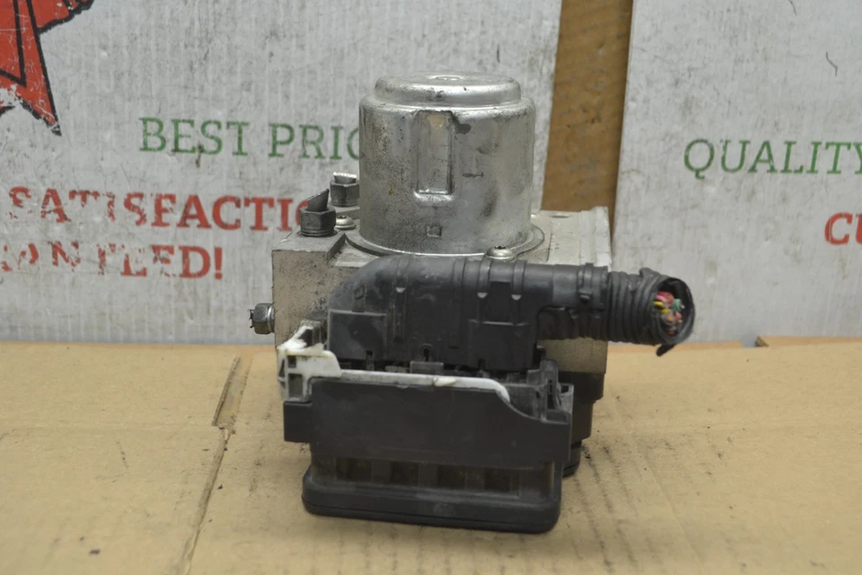 2009-2011 Honda Pilot ABS Pump Control OEM SZBA0 Module 825-10D4 - Image 3 of 4