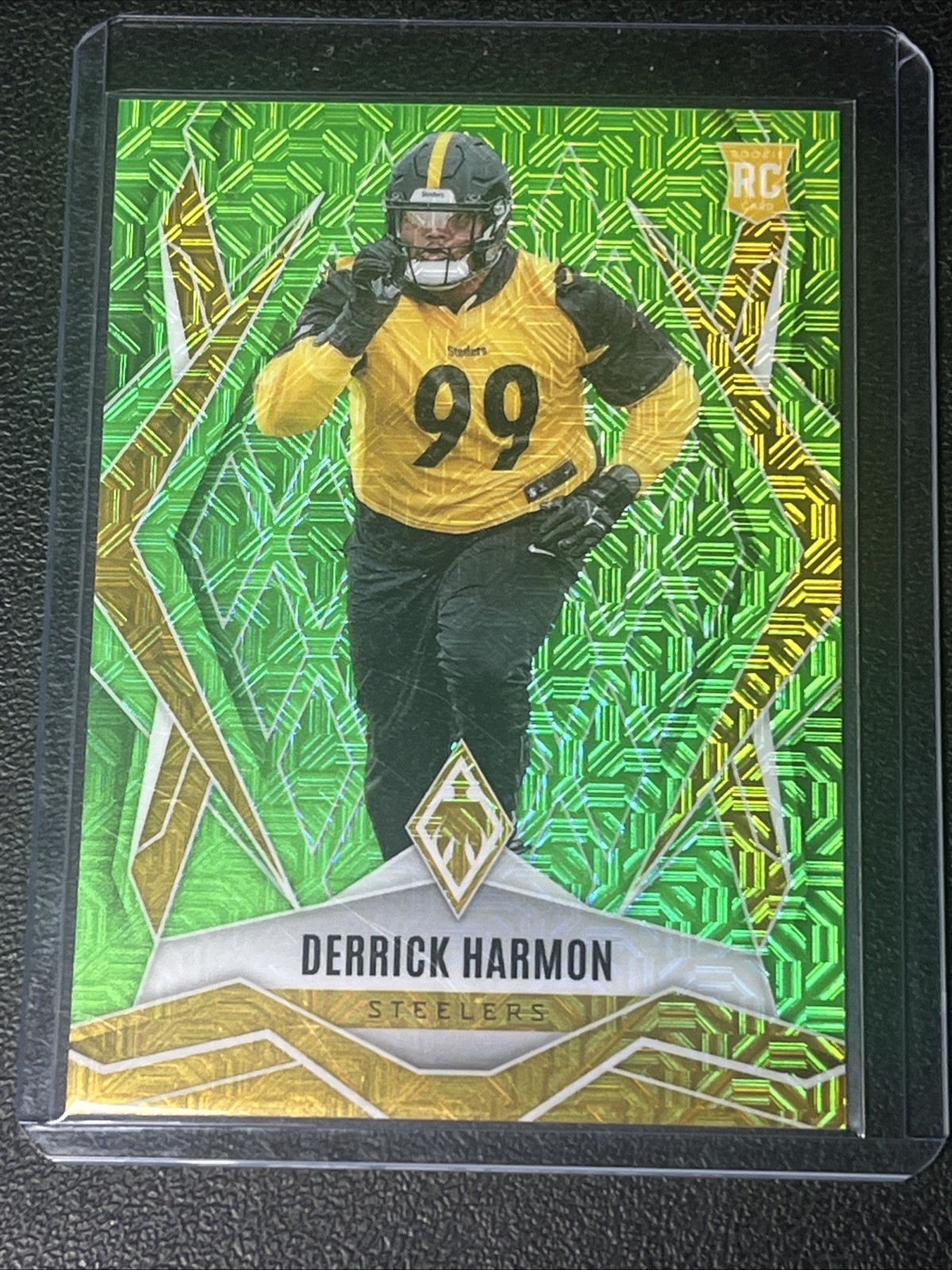 2025 Panini Phoenix - Rookies Derrick Harmon #241 Lime Green Mojo /75 (RC)