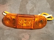 AMBER LED ( 5pcs ) Clearance / Side Marker Light ~ Peterson Mfg  V168A