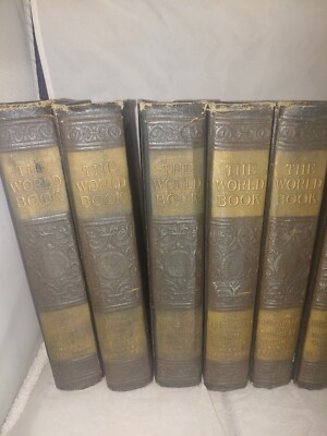 Vintage 1929 - The World Book Organized Knowledge in Story and