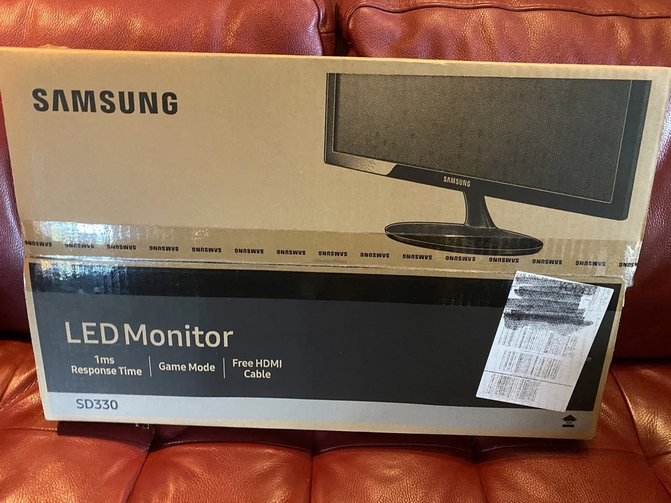 Samsung 24' Zoll Monitor S24D330