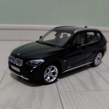 Kyosho BMW X1 Diecast Car Black 1/18 Scale