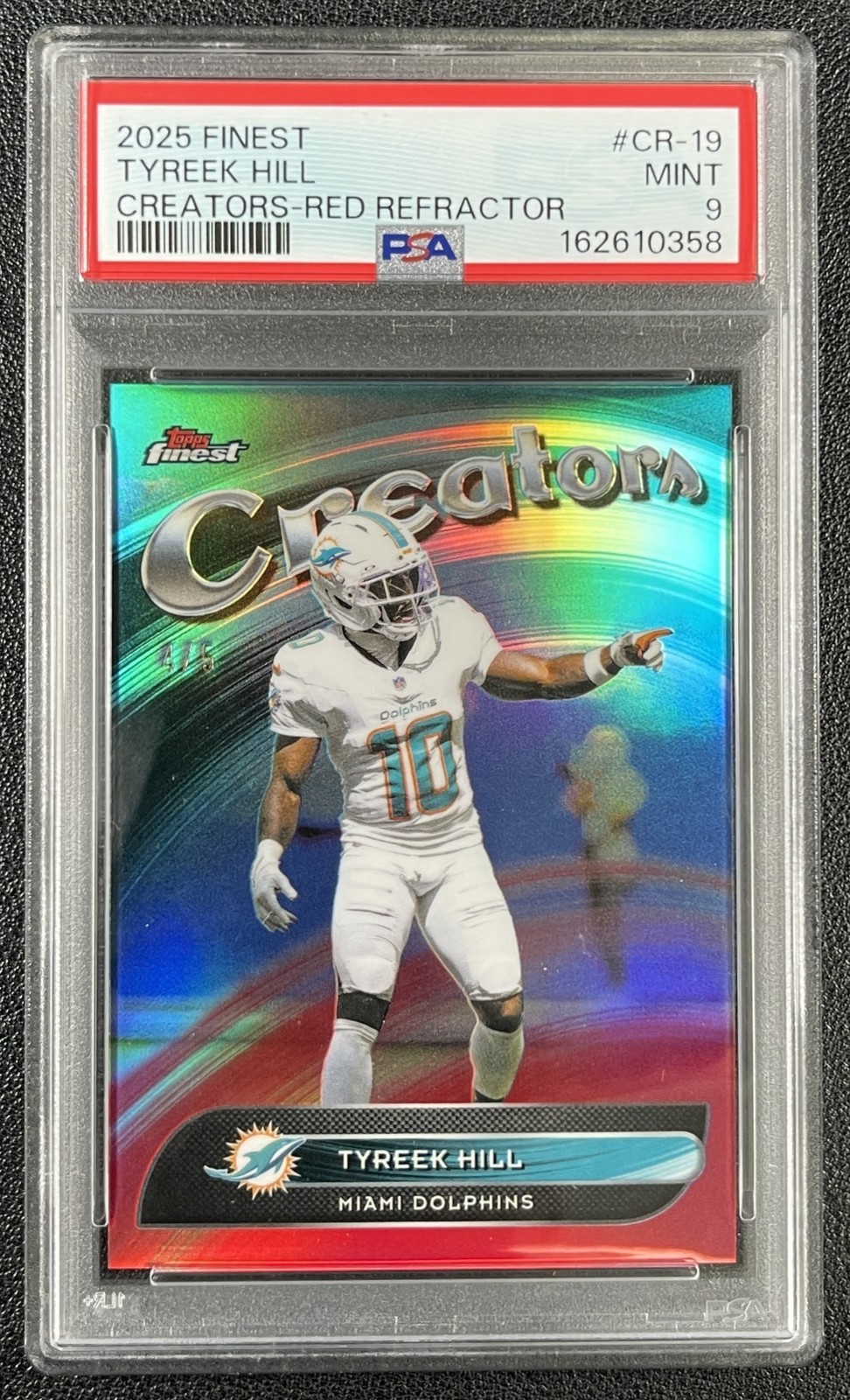 TYREEK HILL PSA 9 2025 TOPPS FINEST #CR-19 CREATORS RED REFRACTOR 4/5 DOLPHINS