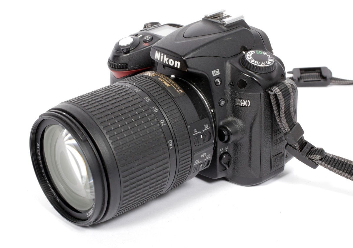ぺーすけさん専用 NIKON D90とSIGMA 18-50mm Nikon D90 Sigma 18-50mm DC with - lens for the F3.5-5.6 SLR