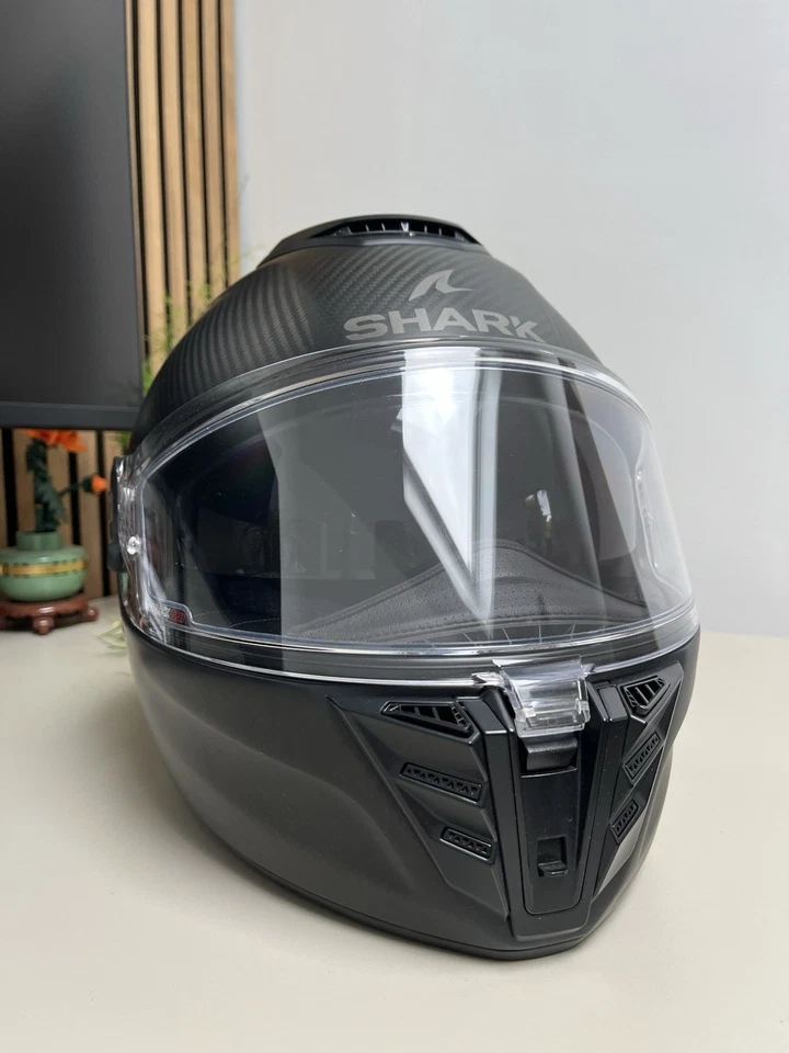 SHARK SPARTAN RS HELMET - MATT CARBON - Image 3 of 4