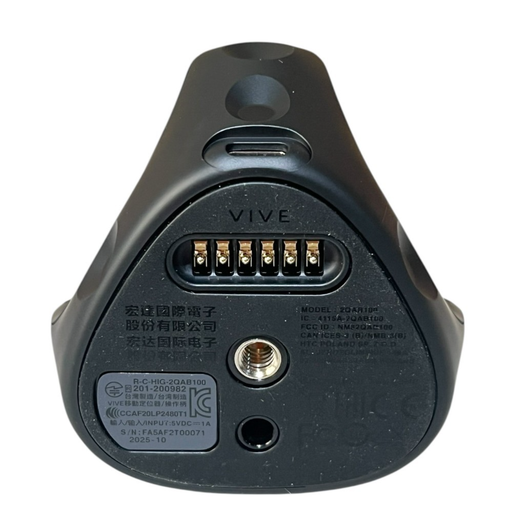 その他 VIVE Tracker3.0 VIVE Tracker (3.0) 2個セット VIVE Ultimate Tracker 3+1 Kit