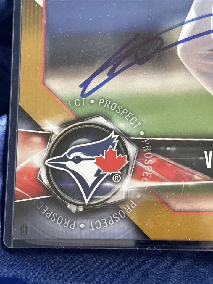 2018 BOWMAN GOLD VLADIMIR GUERRERO JR RC OVERSIZED 12”18” TRUE 1/1 PRISTINE AUTO - Image 2 of 4