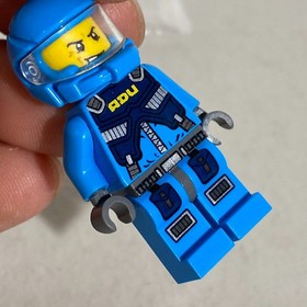 LEGO 7066 Alien Conquest ADU Soldier Minifigure Blue Helmet Space Alien Strike