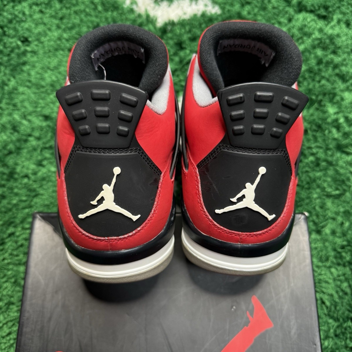 Jordan 4 Retro Toro Bravo 2013 Size 11.5 308497-603 Clean Jordan 4 Retro GS  main image 3