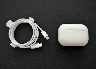 Apple AirPods Pro (1st Generation) A2083 with MagSafe Charging Case (A2190)