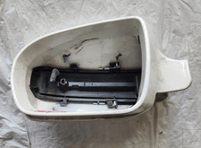 Retroviseur gauche (ou coque) Mercedes 209