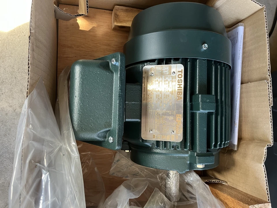 Toshiba EQP Global SD 0024SDSR41A-P 2HP 1750RPM Electric Motor - Image 1 of 3