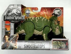 Jurassic World Fallen Kingdom roarivores sinoceratops Pachyrhinosaurus New
