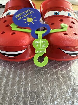 Mens Size 9 - Lightning McQueen Crocs Cars Kachow (205759 