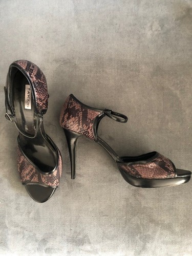 New Tahari Open Toed Sandals Snake Print 9.5 - Picture 3 of 6
