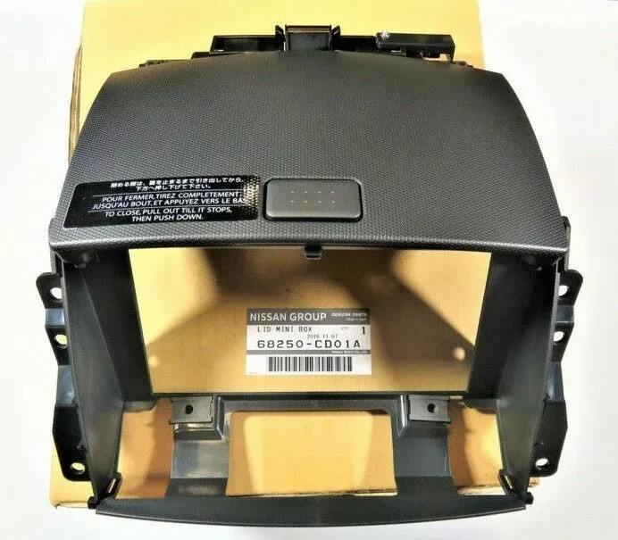 Nissan 350Z 03-04 Center Dash Navigation Compartment Lid 68250-CD01A Genuine OEm