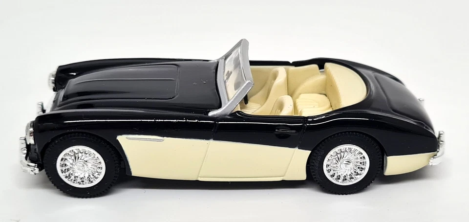 Corgi 1/43 Austin Healey 3000 Black Cream Diecast Scale Model Car - Image 3 of 4