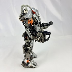 LEGO BIONICLE: Exo-Toa (8557) Incomplete Missing 2 Hooks On RH W/Instructions