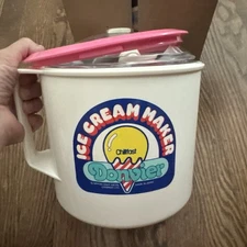 DONVIER Ice Cream Maker 2 Pint Chillfast Manual Pink Rim Crank IN Box Vintage