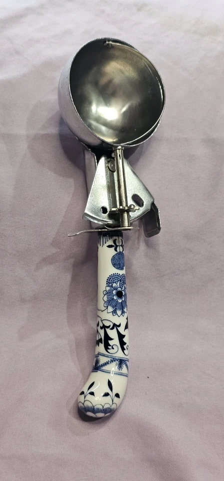 Cuchillo para servir pasteles Sheffield cucharada de helado cebolla azul danubio azul vintage Foto 4 de 4