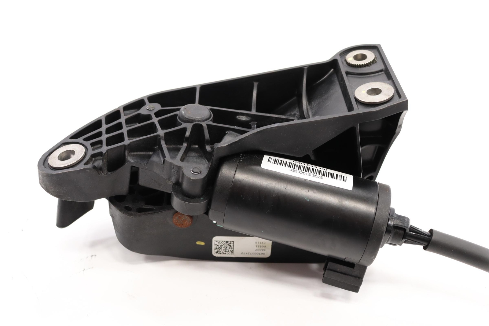 2014-2024 MASERATI QUATTROPORTE BRAKE FOOT STOP PEDAL W/ BRACKET OEM 06700311110