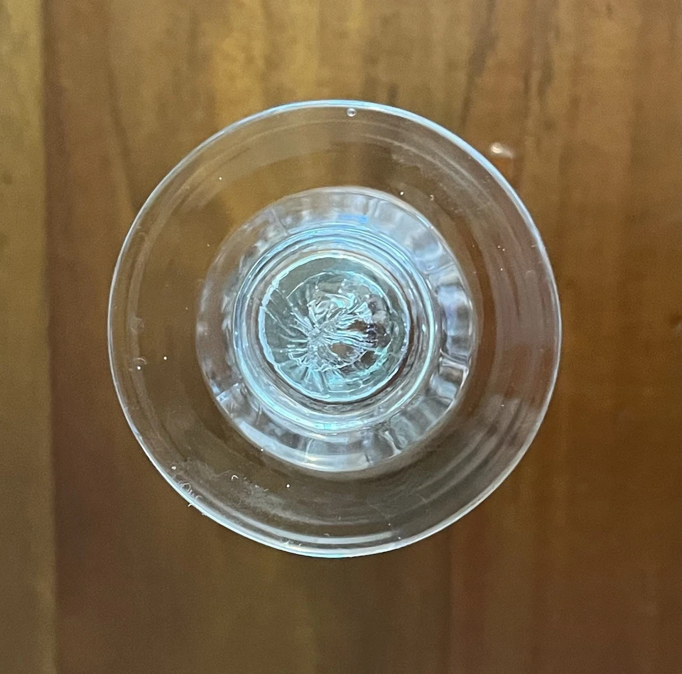 Set of 6 Vintage Victorian Cordial Sherry Glasses 4 3/8 Inches Tall Hold 1.5 Oz. - Image 4 of 4