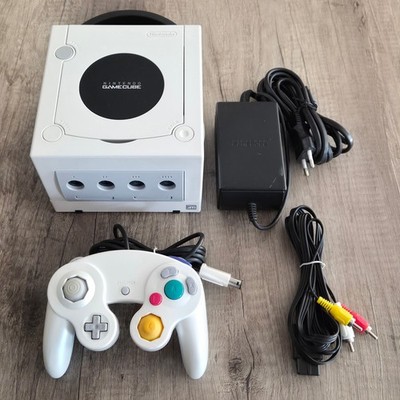 Nintendo GameCube   Spielekonsole Pearl White komplett | Weiß | DOL-101   GUT