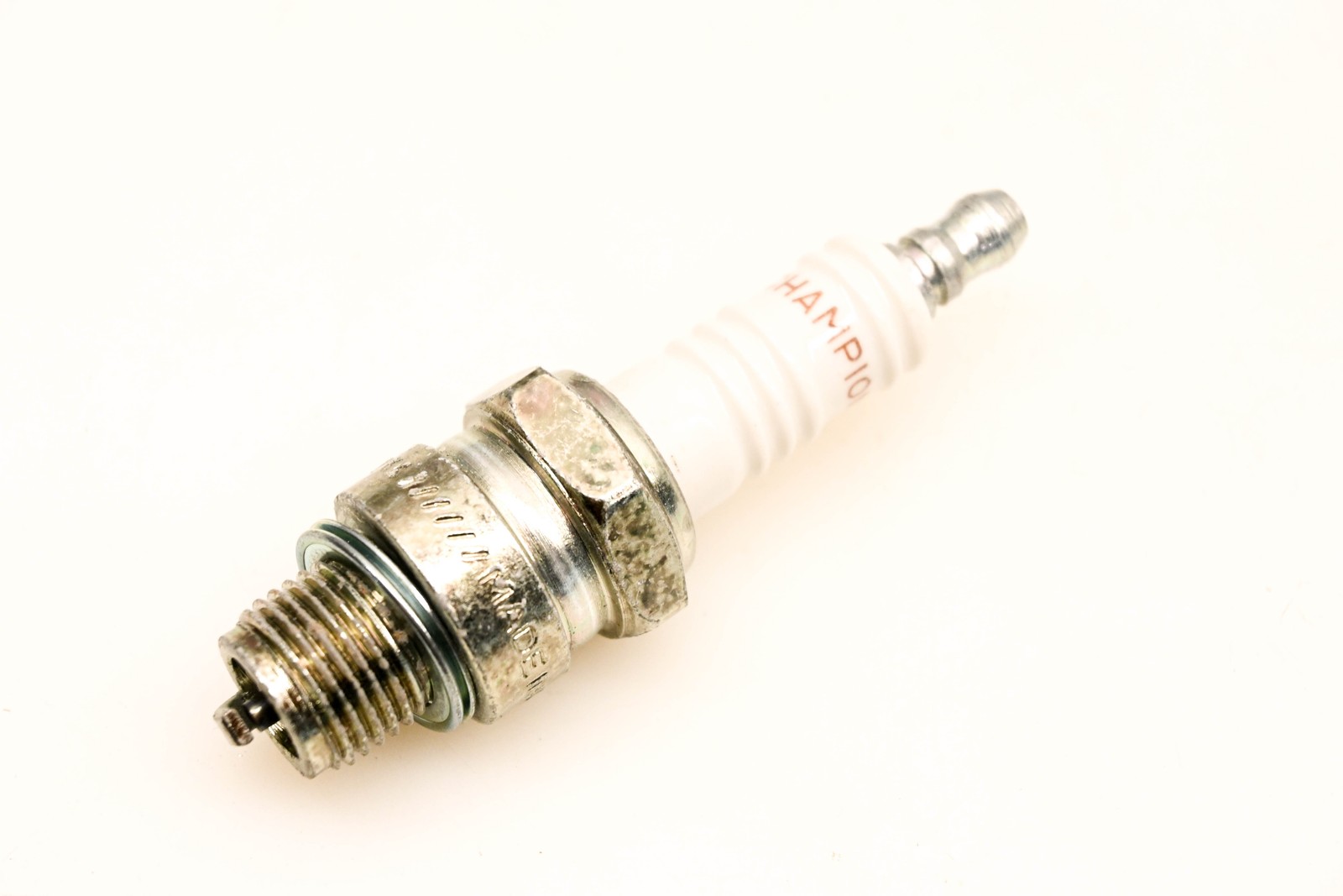 Champion UL81C Spark Plug NOS