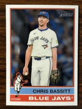 2025 Topps Heritage Chris Bassitt Blue Jays Base Chrome Variation SP 476