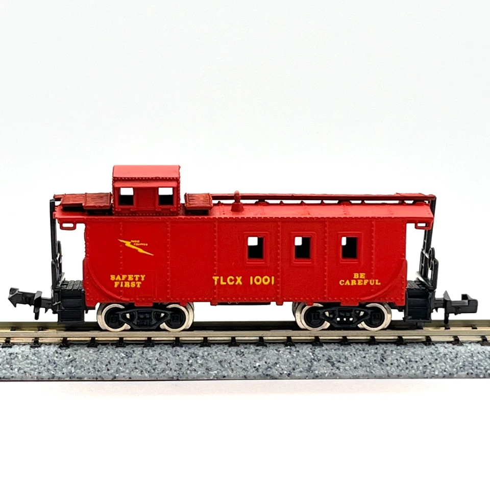 Model Power N Scale 3272 TLCX Offset Cupola Steel Caboose 1001 - Image 3 of 4