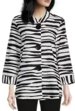 Múltiples Womens Size S Zebra Print banded stand collar 3/4 sleeve jacket button