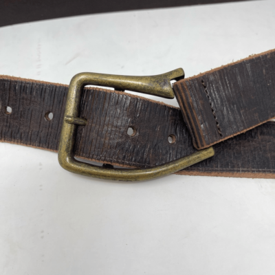 Streets Ahead Leather belt with slanted buckle Made in Italy Sz S Streets Ahead Leather belt with slanted buckle Made in Italy  main image 4