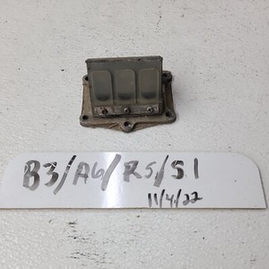 1986 1985 HONDA ATC 250 R TRX 250 R REED INTAKE VALVE CAGE REEDS