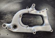 Staffa Supporto Marmitta/ Pinza Freno HONDA SH 300 2016 2020