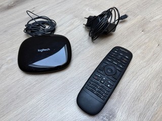 Logitech Harmony Companion Hub O R0004 Universalfernbedienung