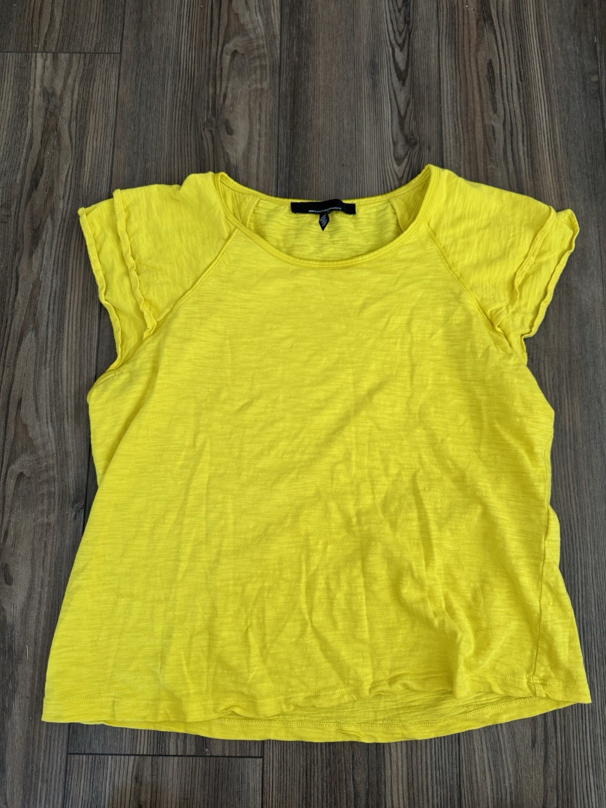 White House Black Market Essential Ruffle Sleeve Tee Yellow Size L