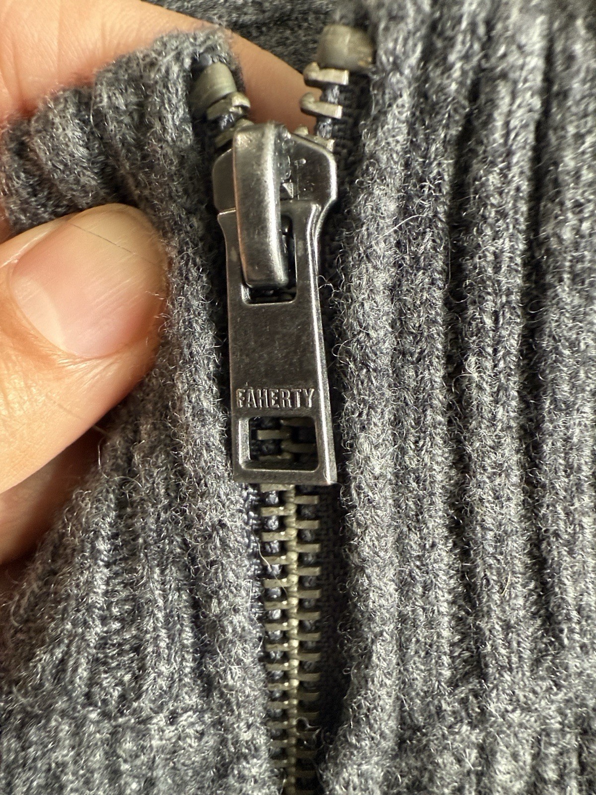 Faherty Ribbed-Knit Wool Full Zip Collared Sweate… - image 4