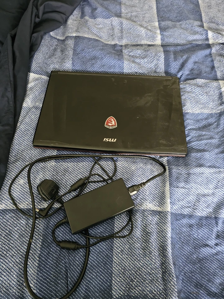 MSI Gaming Laptop i7-7700HQ GTX 1060 3GB Vram 16GB RAM 500GB SSD 17.3” FHD - Image 3 of 4