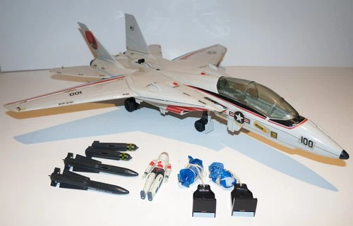 New ListingVintage 1983 GI Joe Skystriker XP14F ARAH Combat Jet w/ Fighter Pilot Ace Figure