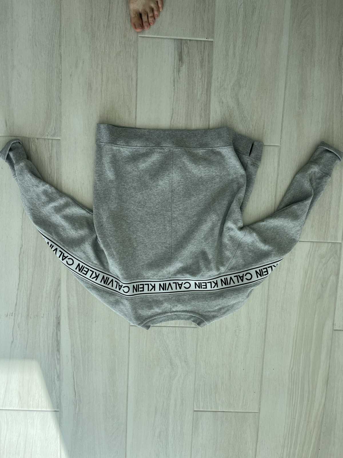 CK Performance Womens Silver  Logo   Sweatshirt c… - image 9