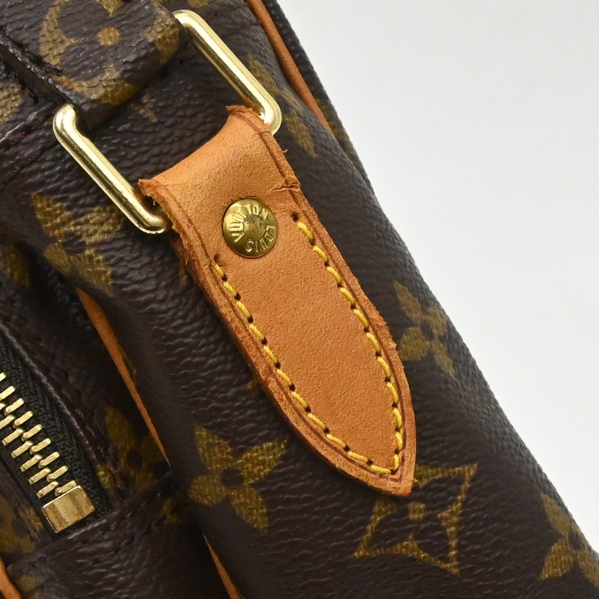 Louis Vuitton Nil Messenger Monogram Canvas Brown Shoulder Bag — image 11