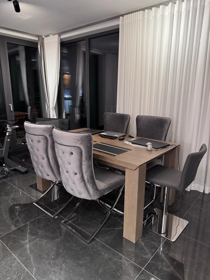 Luxuriöse Designer-Esszimmerstühle (4 Stühle) - Bild 3 von 3