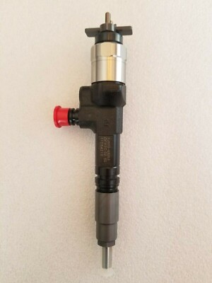 Denso Fuel Injector Kubota CAT, SVL90, V3800 | OEM 1J500-53053