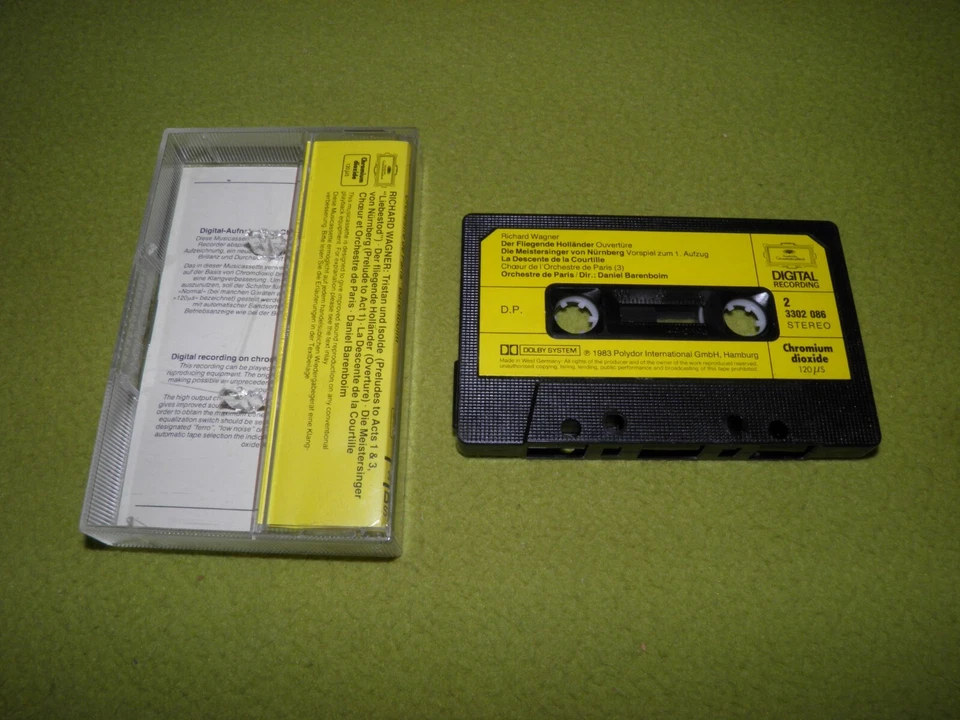 Wagner - Overture & Preludes - Daniel Barenboim RARE 1983 DG Chrome Cassette NM - Image 2 of 2