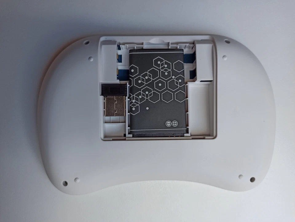 Mini Tastatur mit Touchpad Akku Wireless Keyboard UKB-500-RF kabellos weiß 2,4 - Bild 3 von 4