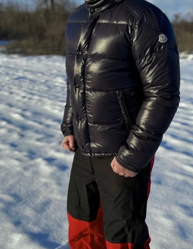 MONCLER EVEN GIUBBOTTO PUFFER DOWN JACKET SIZE M Men's US M / EU 48-50 / 2 - Image 2 of 4