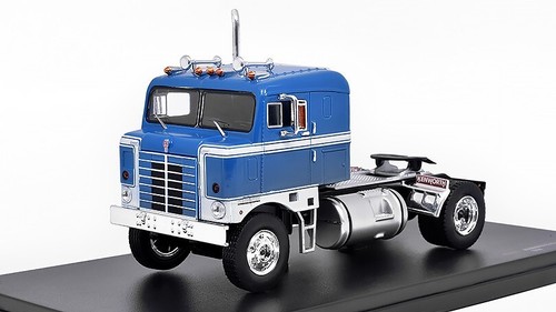 TR154 - TRACTEUR CAMION Kenworth Bullnose de 1950 au 1/43 de IXO TR154