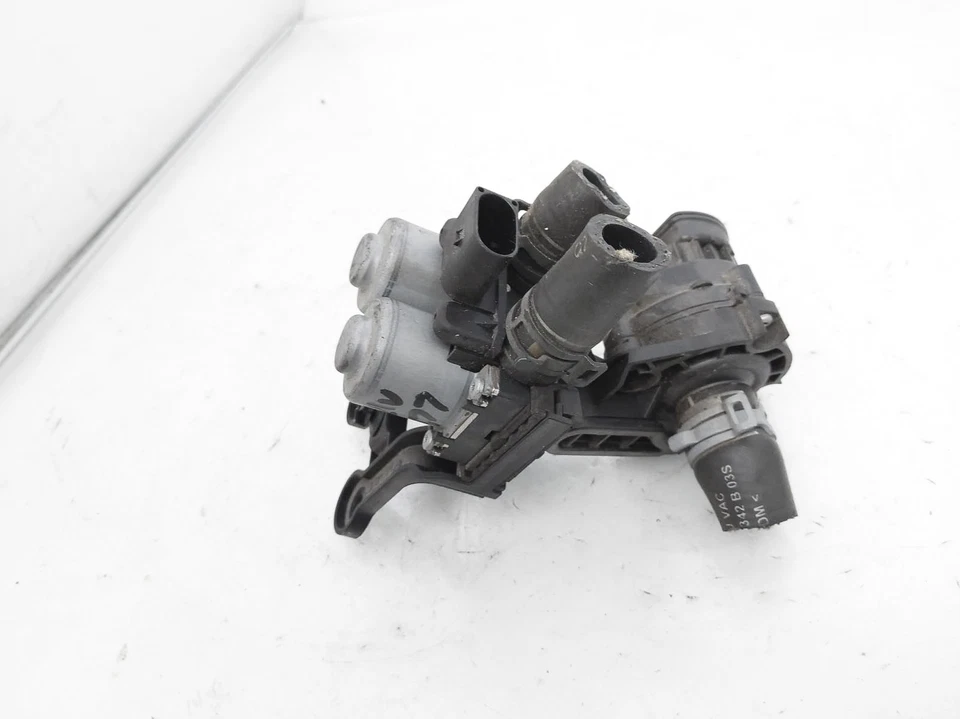 Audi A6 Quattro 2011 3,0 L bomba de agua 0-392-023-007 Foto 3 de 4