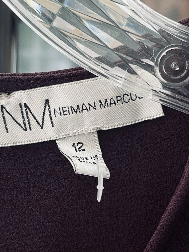 Mono Neiman Marcus Ciruela Talla 12 Pierna Acampanada Campana Parte Inferior Gorra Manga Cinturón Corbata Foto 2 de 4